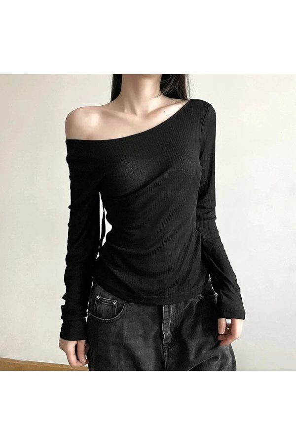 Black Off-Shoulder Ribbed Y2K Top for Trendy Summer Outfits