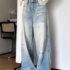 Distressed Light-Wash Wide-Leg Jeans for Y2K Grunge Summer Outfits