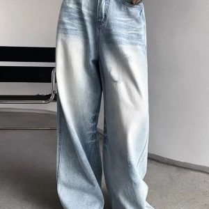 Distressed Light-Wash Wide-Leg Jeans for Y2K Grunge Summer Outfits