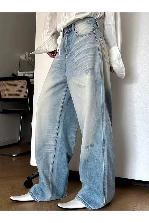 Distressed Light-Wash Wide-Leg Jeans for Y2K Grunge Summer Outfits