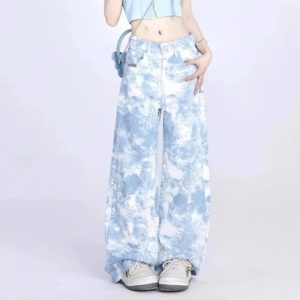 Sky Wash Y2K Wide-Leg Jeans: Retro 90s Grunge Summer Outfit Essential