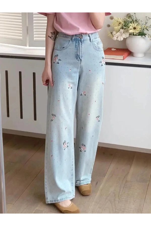 Y2K Floral Wide-Leg Jeans for a Retro Summer Vibe