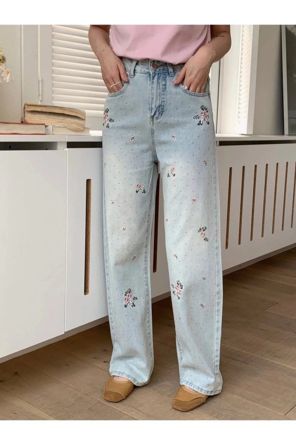 Y2K Floral Wide-Leg Jeans for a Retro Summer Vibe