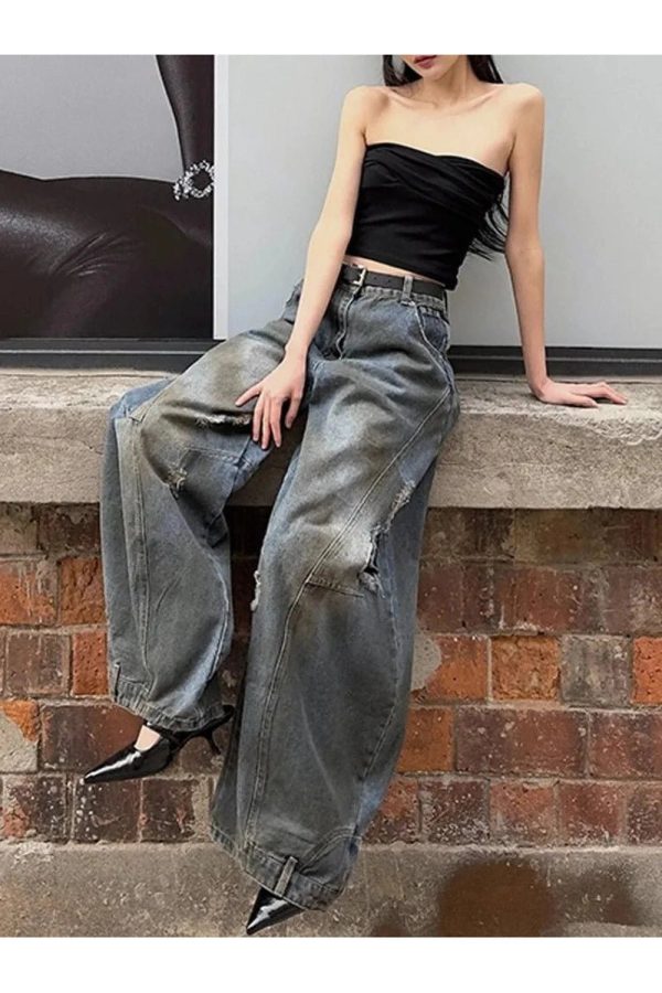 Y2K Grunge Wide-Leg Jeans for a Retro Summer Vibe and Urban Edge