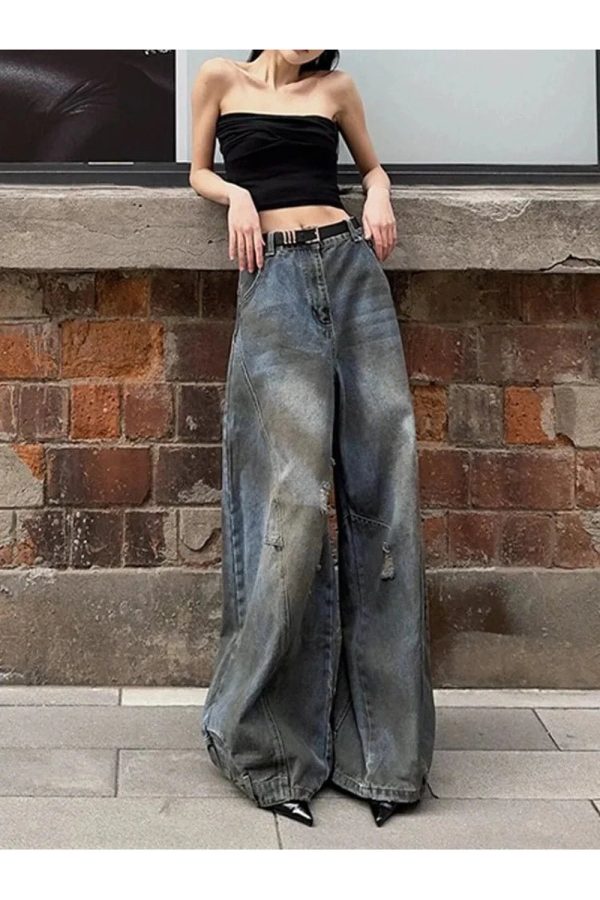 Y2K Grunge Wide-Leg Jeans for a Retro Summer Vibe and Urban Edge