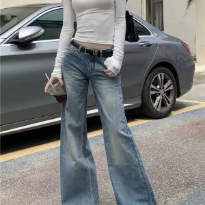 Y2K High-Waisted Wide-Leg Jeans for Retro Summer Outfits and Grunge Style