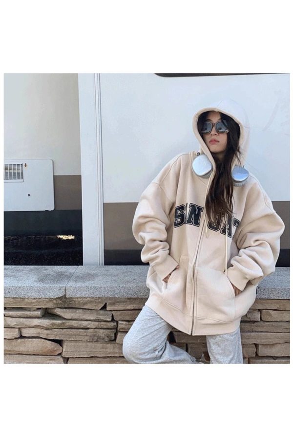 Y2K-Inspired Fall Neutral Varsity Zip-Up Hoodie for Trendy Outfits