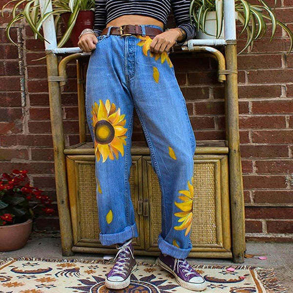 Y2K Sunflowers Mom Jeans: Retro 90s Grunge Summer Outfit Essential