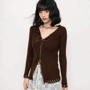 Y2K Wanderer Knit Top: Trendy 90s-Inspired Summer Fashion Essential